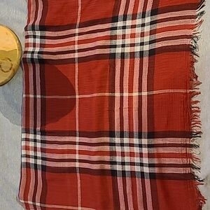 Wrap worn around the neck or head. headscarf. shawl. Neckerchief